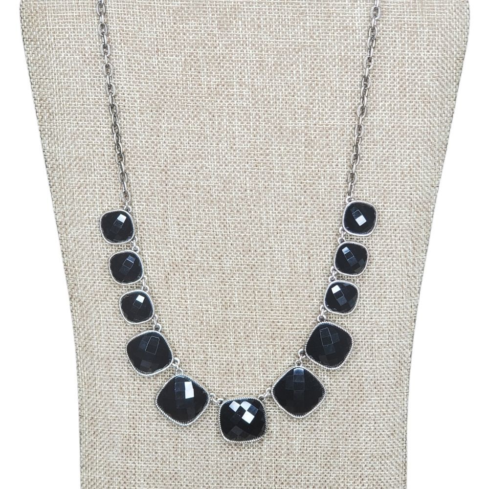 Premier Designs Black and Silver Necklace Faceted Beads